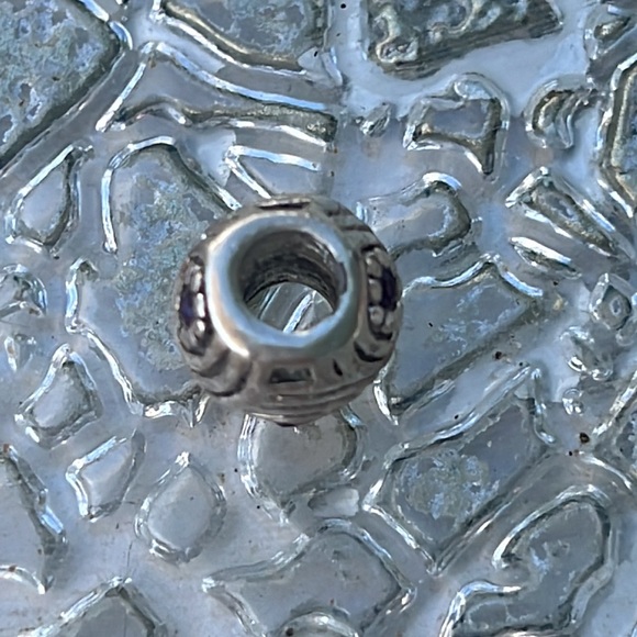 Pandora Charm with accents gem - Picture 4 of 6